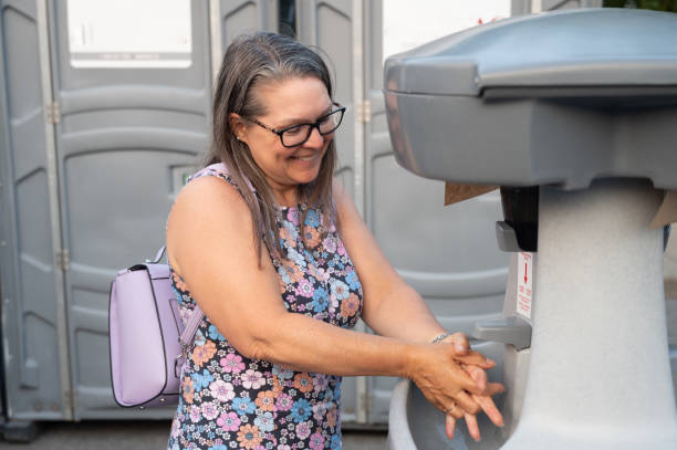 Affordable portable toilet rental in Basehor, KS